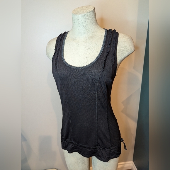 Lululemon Racerback Ruffle singlet top with Pocket & hip Bungee black Size 4 - Picture 3 of 11